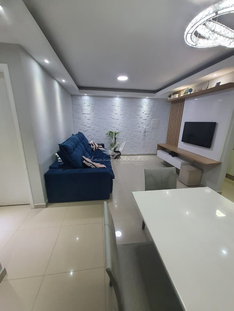 Venha conhecer o seu novo lar! Lindo apartamento com 2 quartos, 2 salas, 1 banheiro, 1 vaga de garag - foto 4